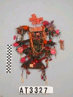 藏品(男子珠綴頭飾)的圖片